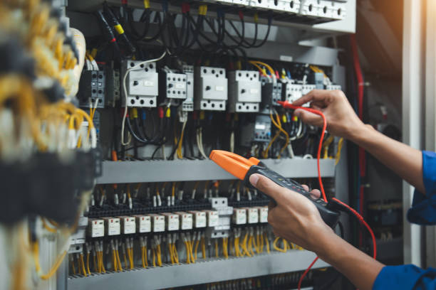 Best Electrical Contractors for Businesses  in Mount Vernon, IA